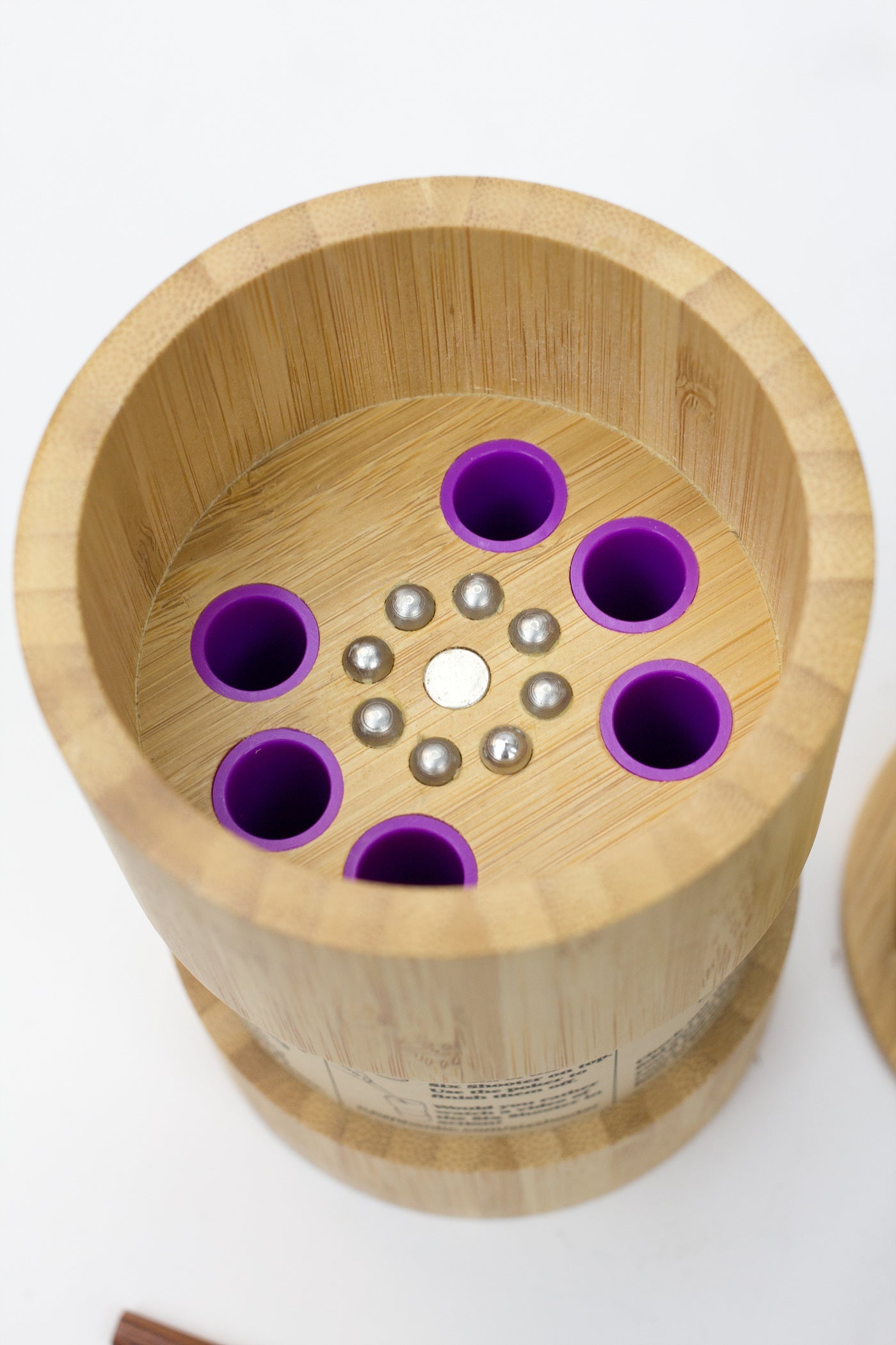 Raw Bamboo six shooter for 1 1/4 size cones