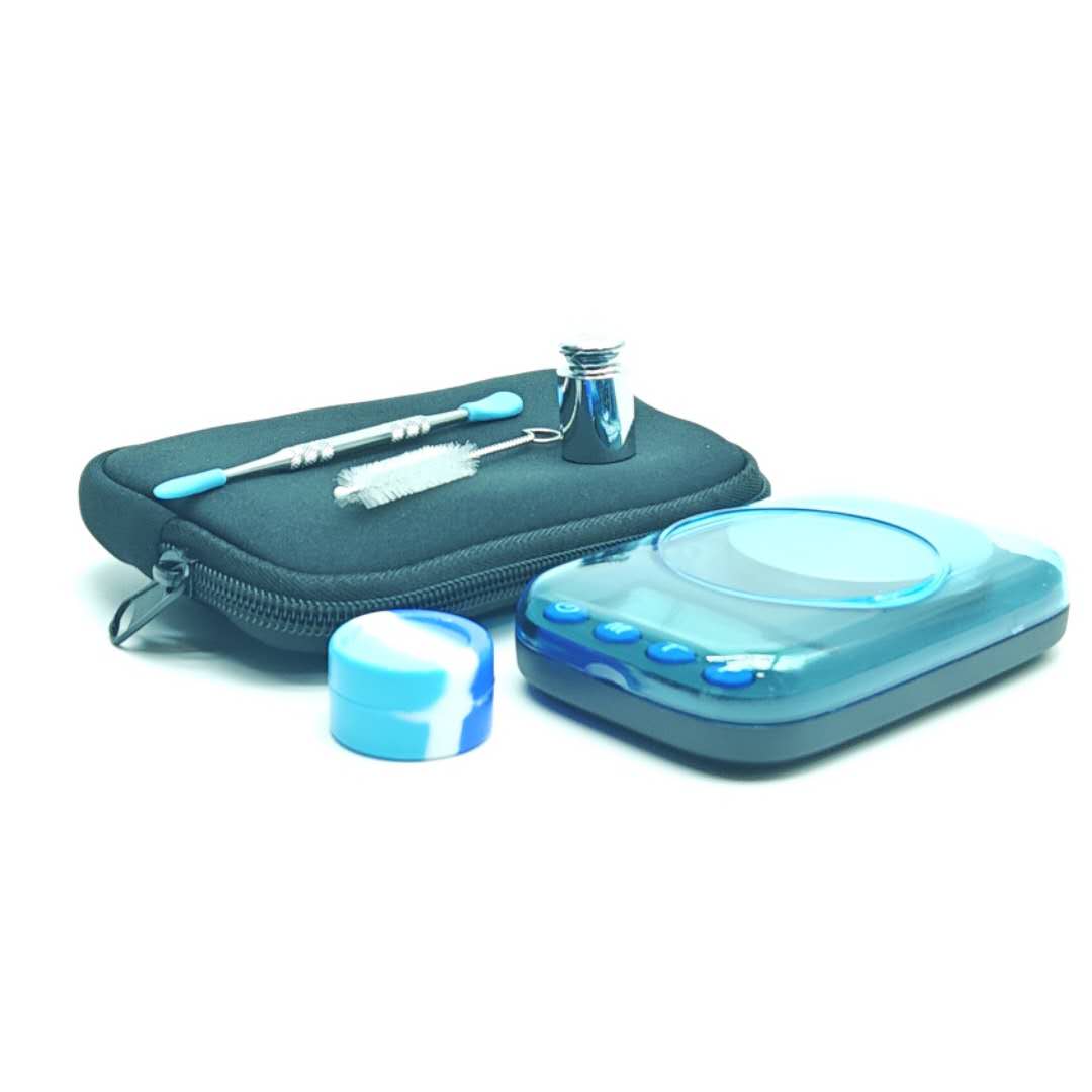 Fuzion 50*0.01g Pocket Scale With Smoke Accessories